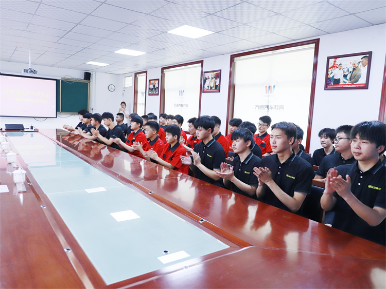 校企合作 ——西安萬通 崗前強(qiáng)化定向班正式開班！
